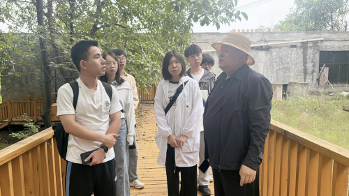 红色文旅“正青春”!江南大学“红光璀璨文旅梦实践团”在“绿色家园”感悟“红色力量”
